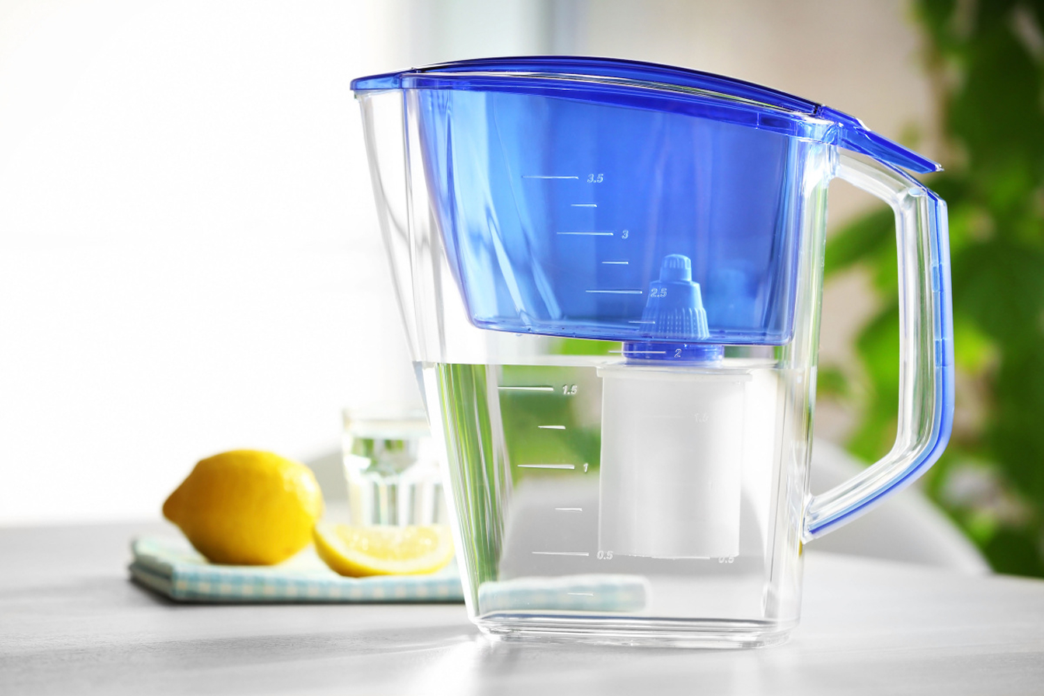 Как часто менять картриджи в фильтре для воды и почему это важно